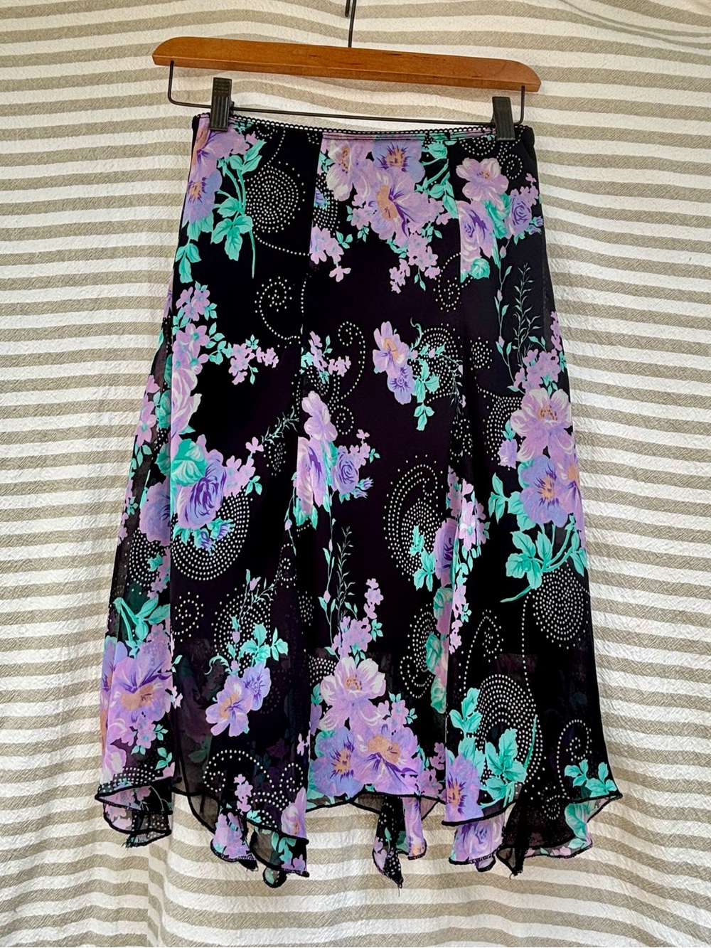 Vintage Luna Chix Handkerchief Hem Asymmetrical Skirt Y2K Black & Purple Floral